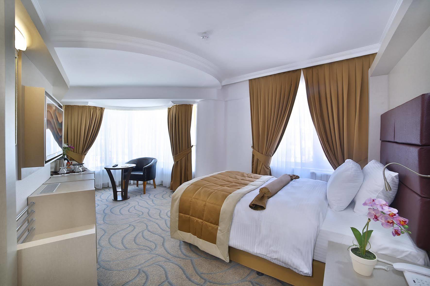 Elazig Marathon Hotel エクステリア 写真