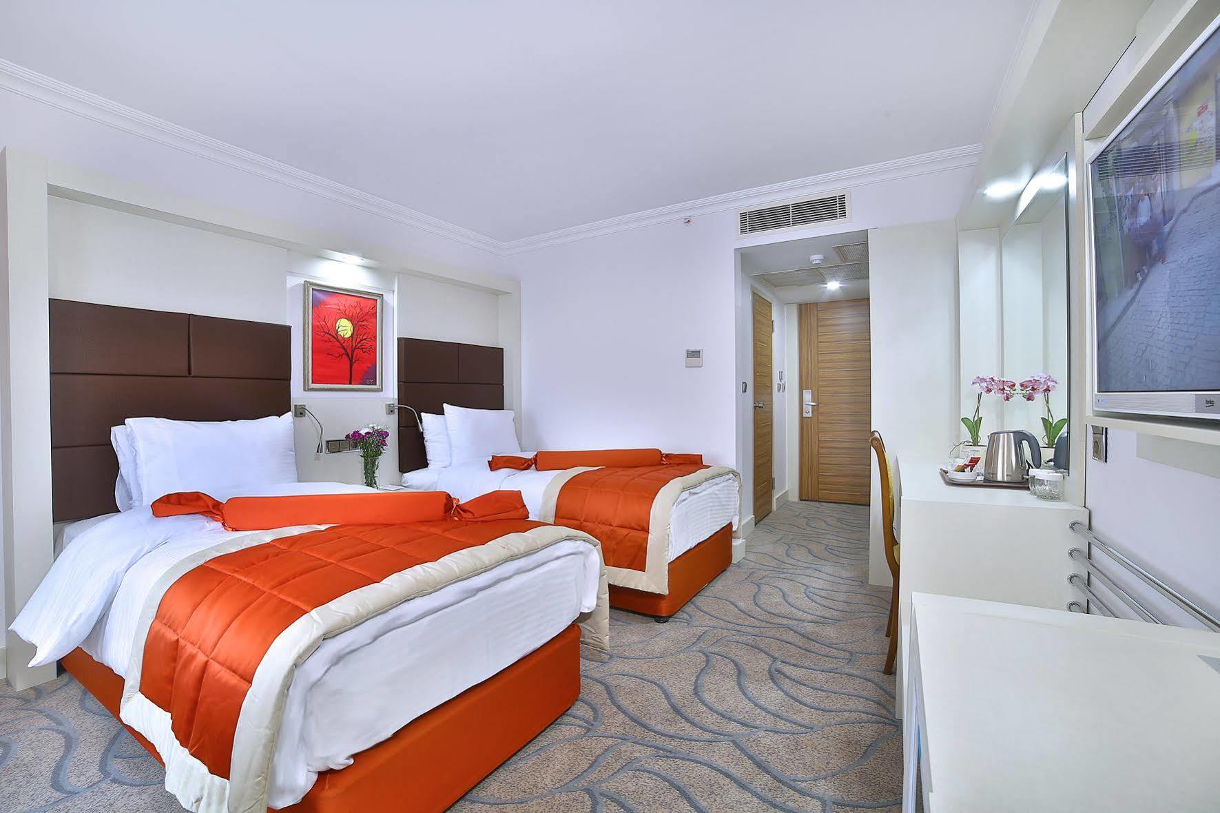 Elazig Marathon Hotel エクステリア 写真