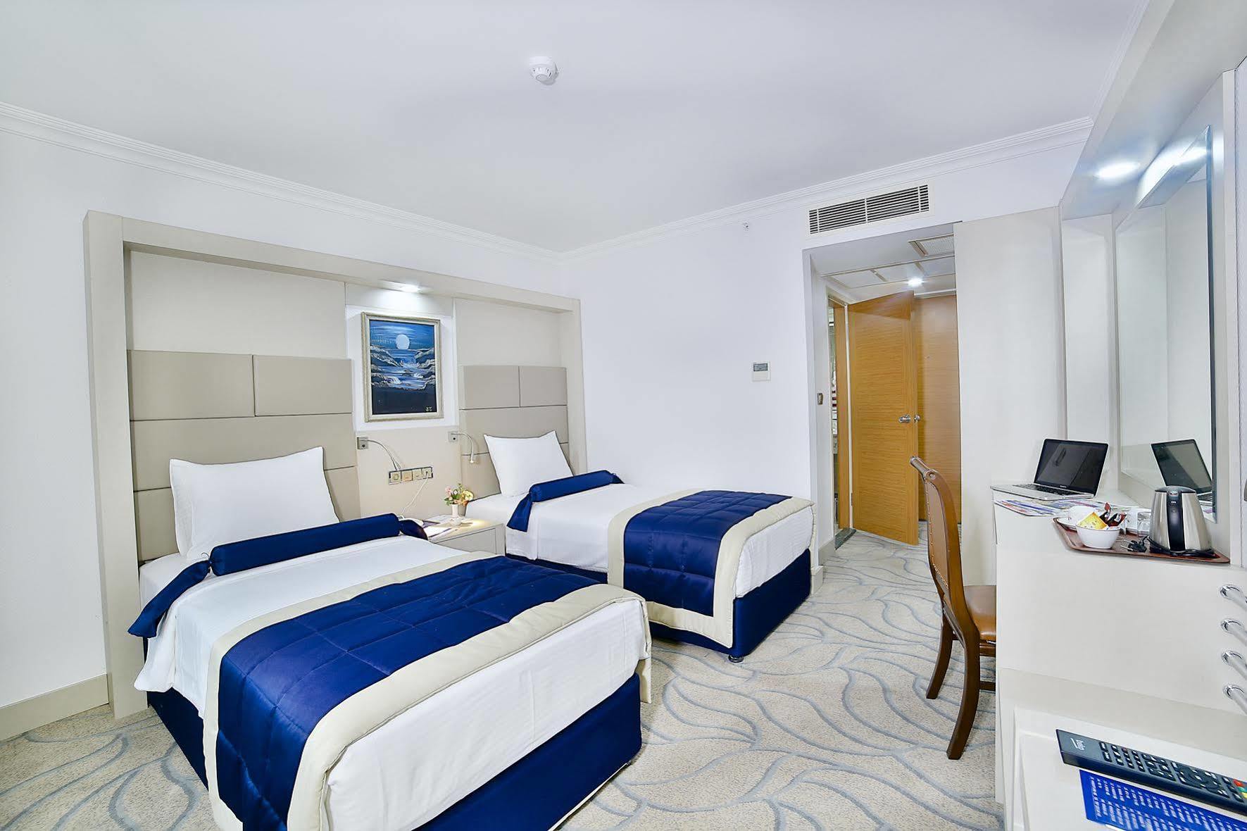 Elazig Marathon Hotel エクステリア 写真