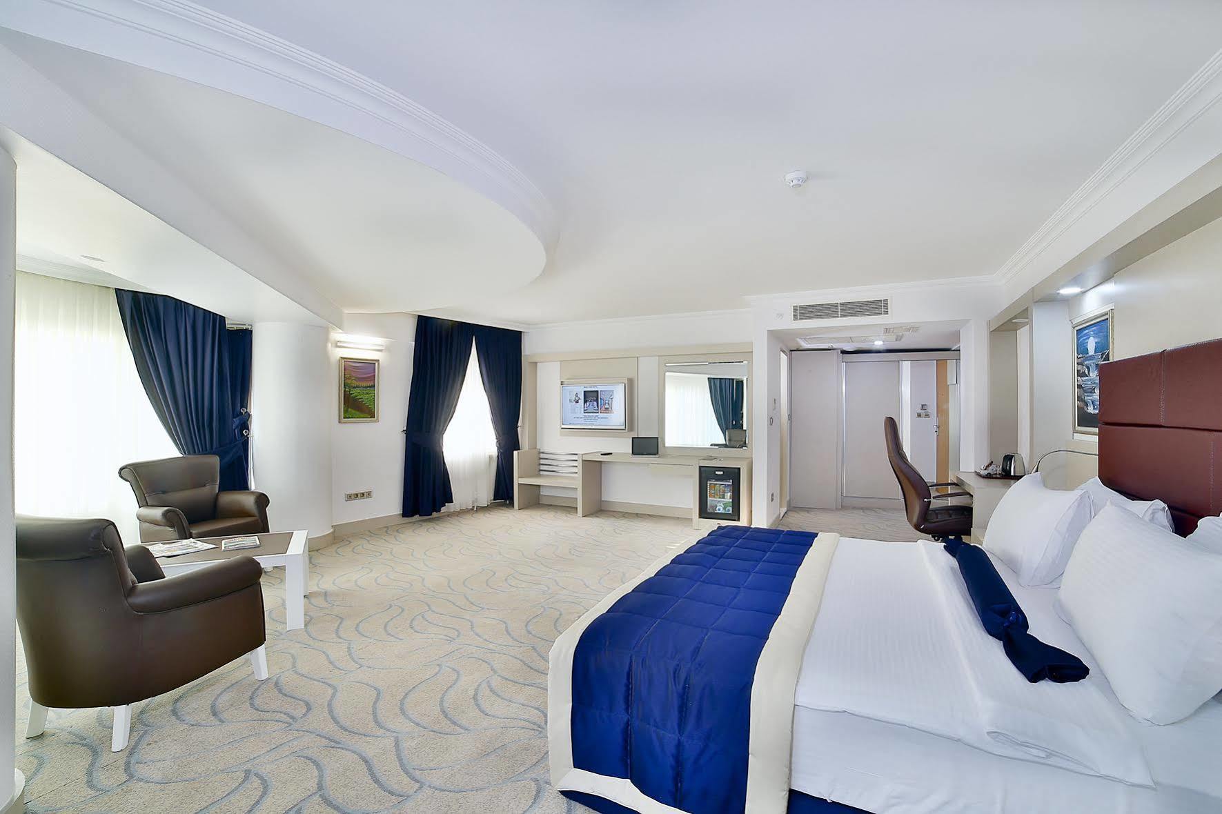 Elazig Marathon Hotel エクステリア 写真