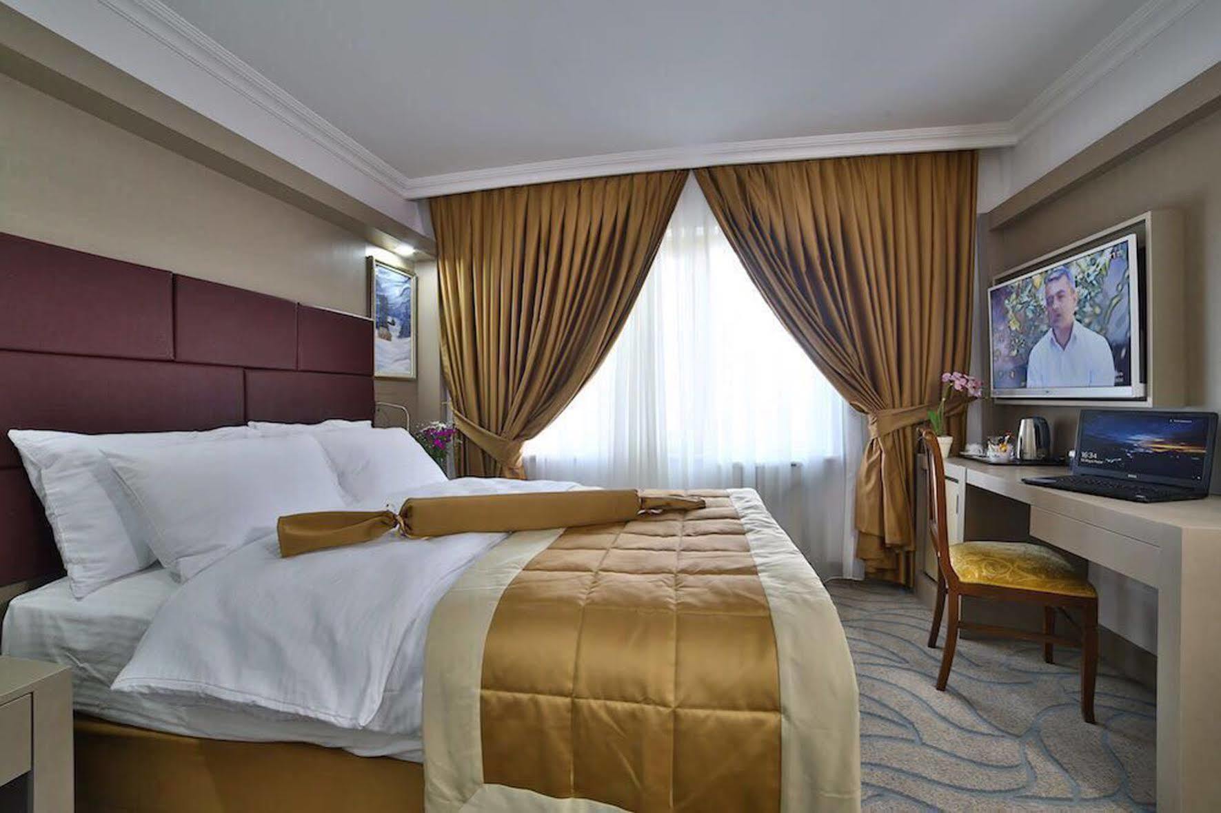 Elazig Marathon Hotel エクステリア 写真